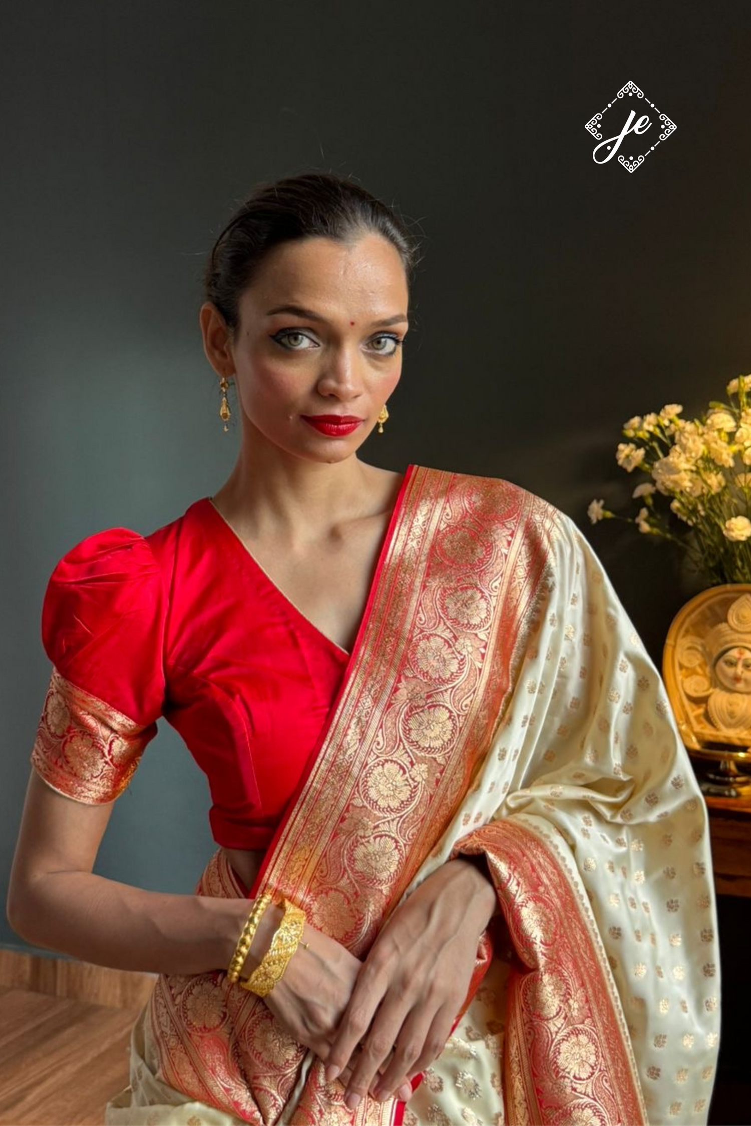 Off-White Satin Silk with Red Border Buti Banarasi Saree