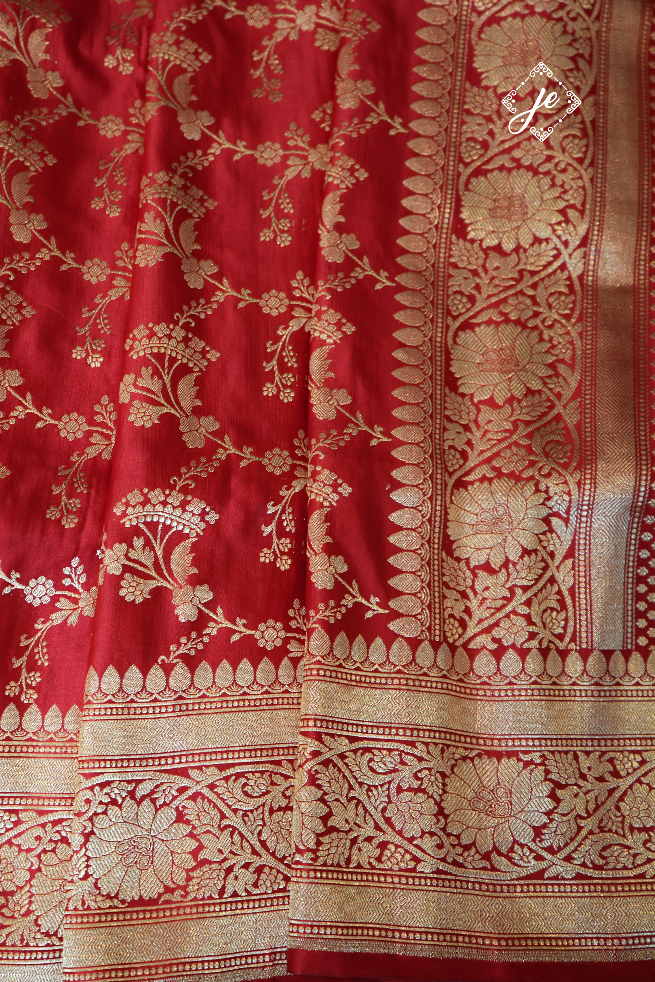 Red Pure Silk Jaal Handloom Banarasi Saree