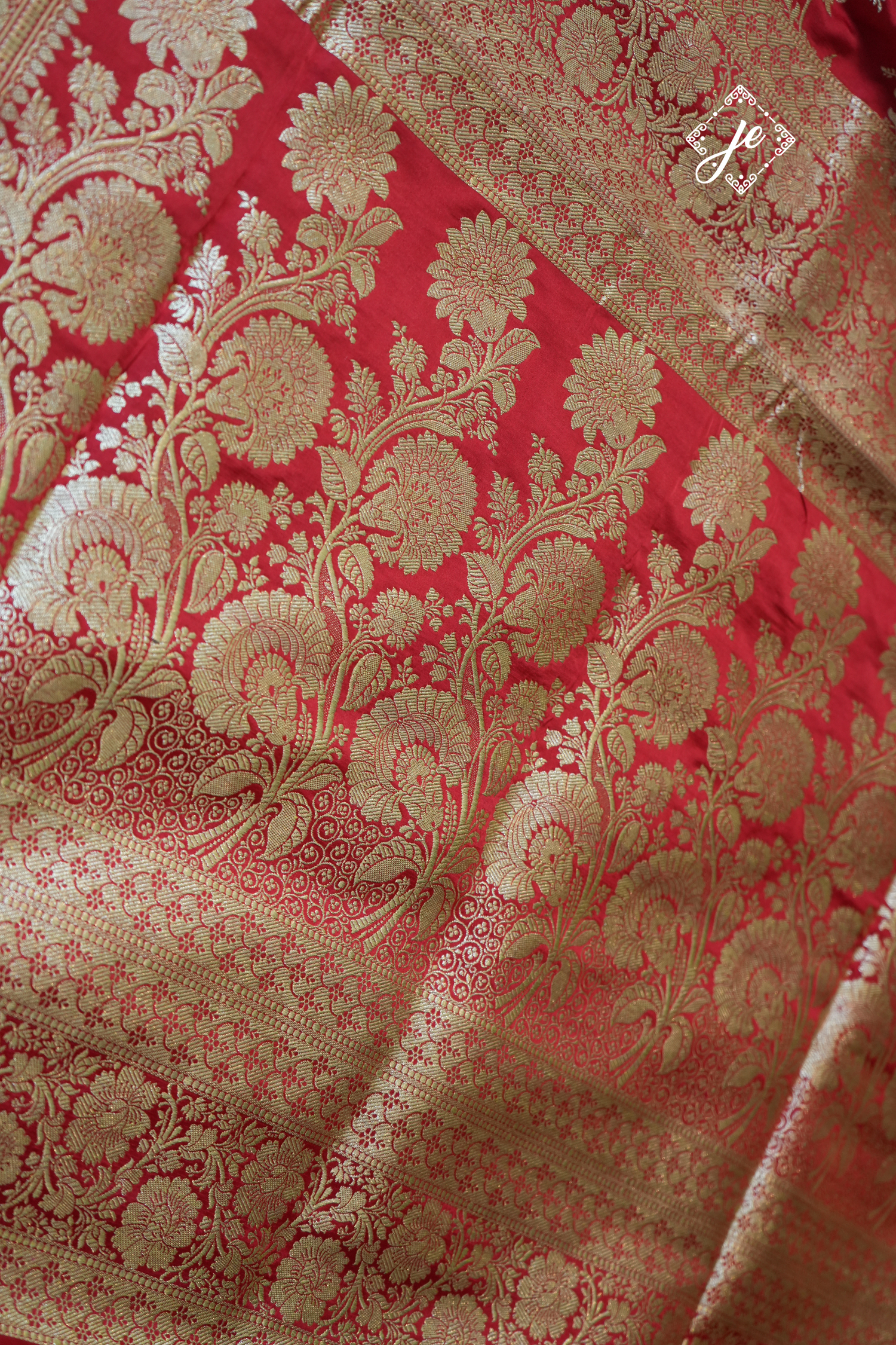 Red Pure Silk Jaal Handloom Banarasi Saree