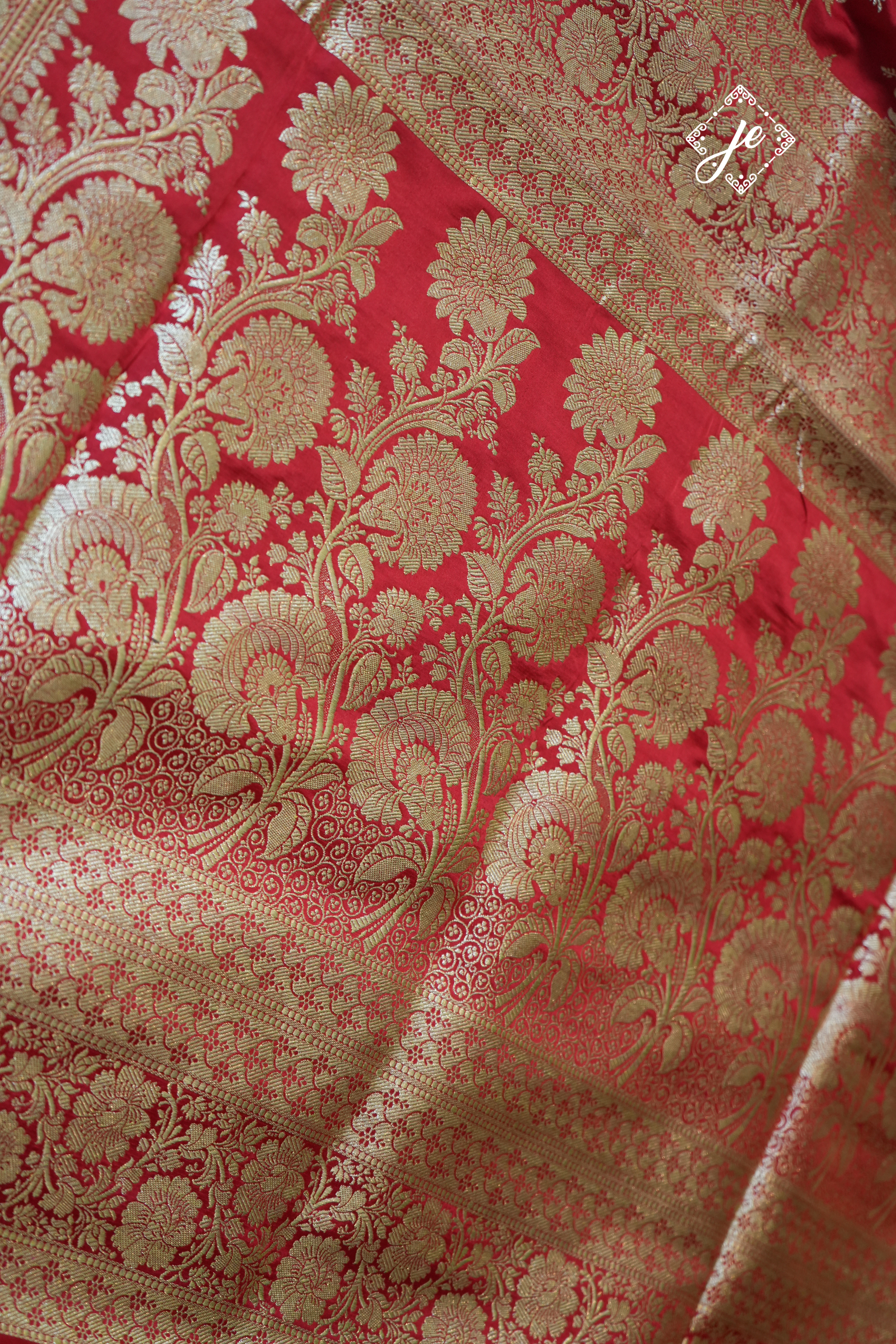 Red Pure Silk Jaal Handloom Banarasi Saree