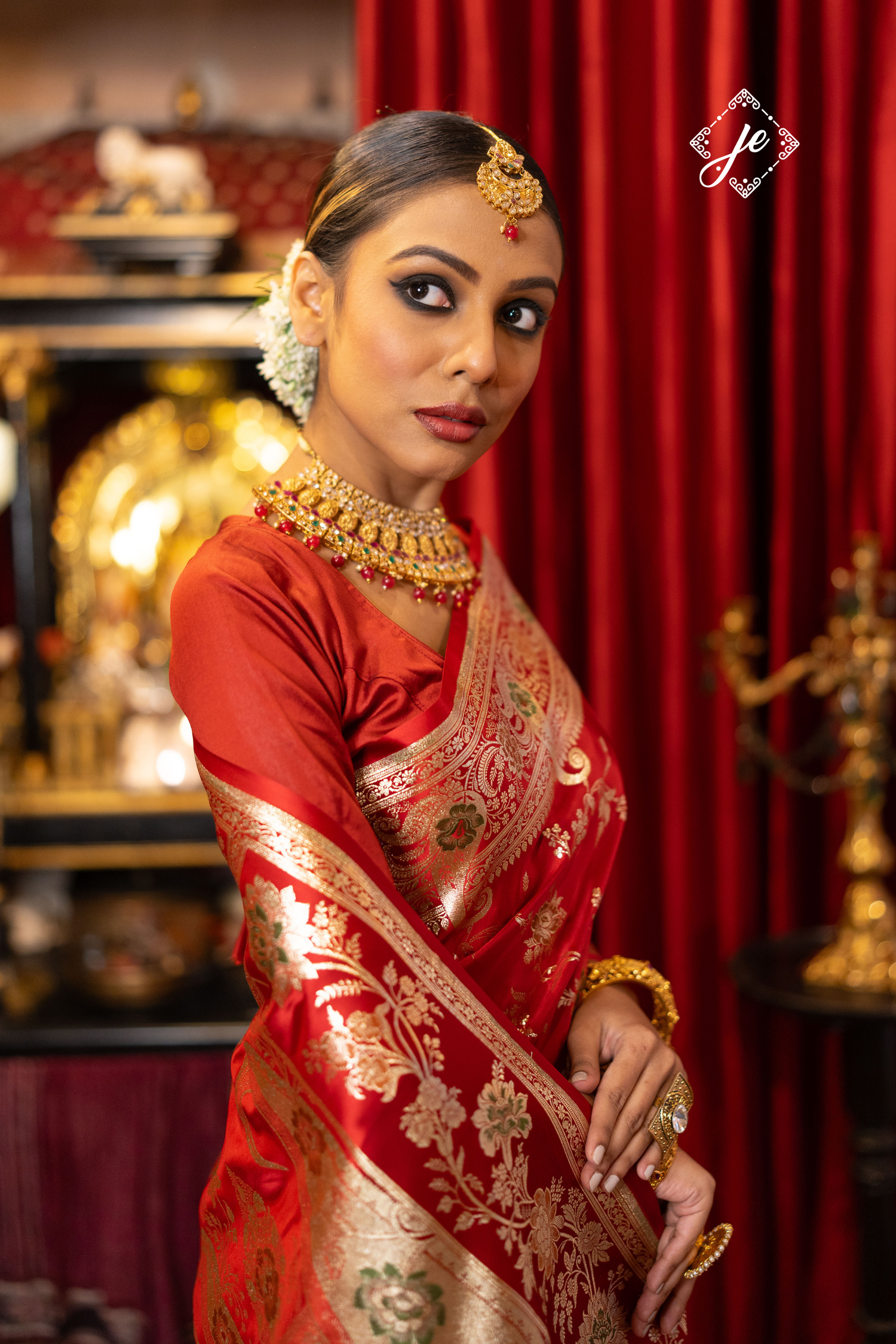 Red Satin Silk Meenakari Jaal Banarasi Saree