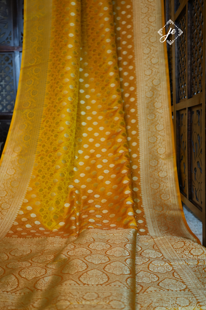 Yellow Satin Silk Jamevaar Buti Banarasi Saree