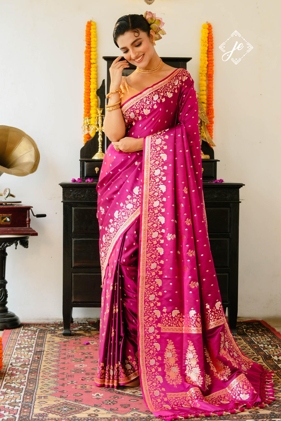 Magenta Satin Silk Buti Banarasi Saree