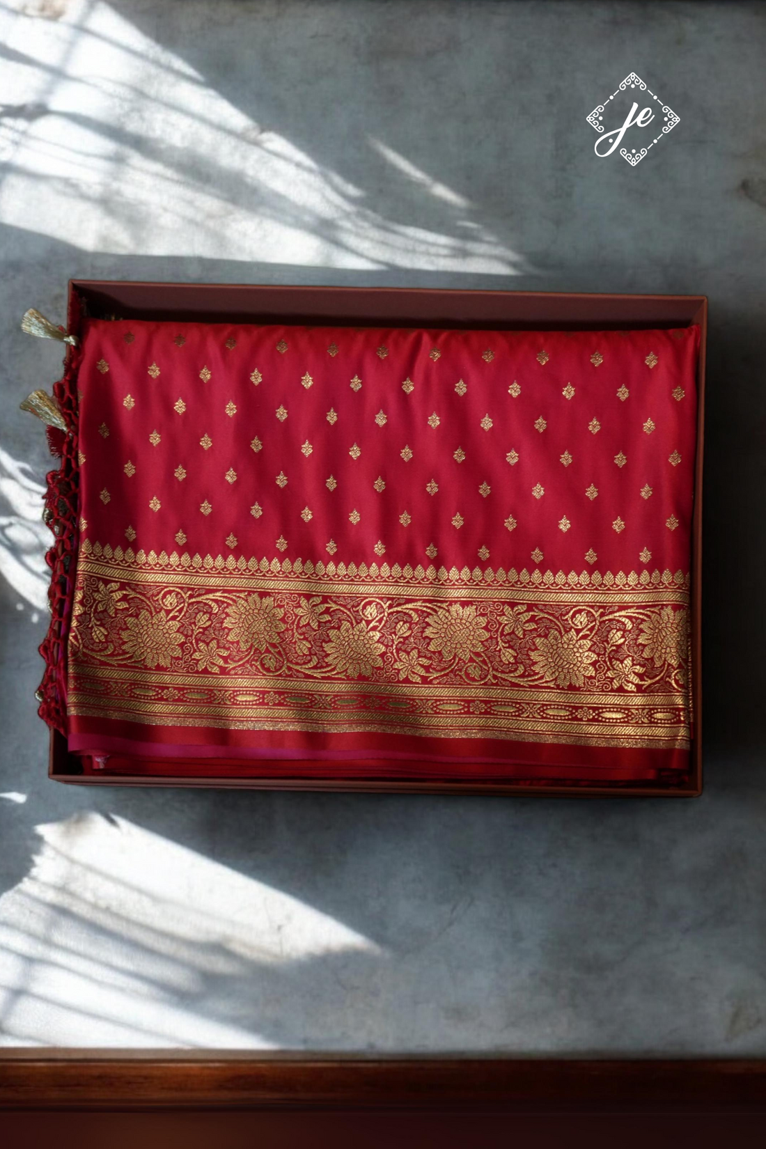 Dual Tone Red Satin Silk Buti Banarasi Saree