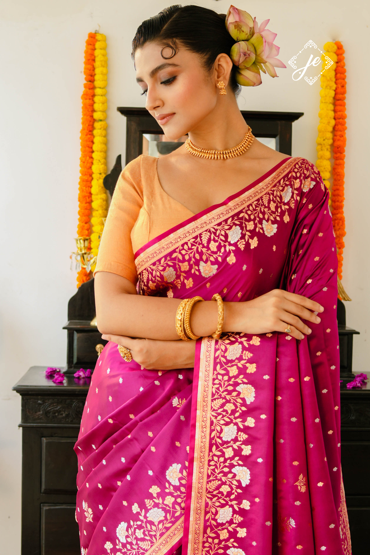 Magenta Satin Silk Buti Banarasi Saree
