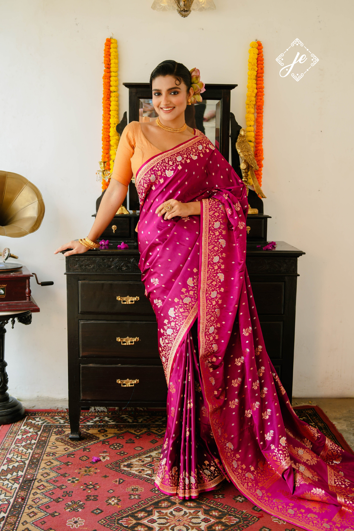Magenta Satin Silk Buti Banarasi Saree