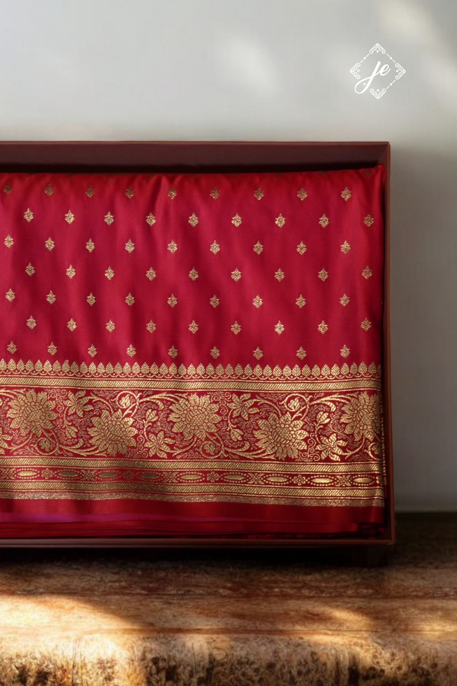 Dual Tone Red Satin Silk Buti Banarasi Saree