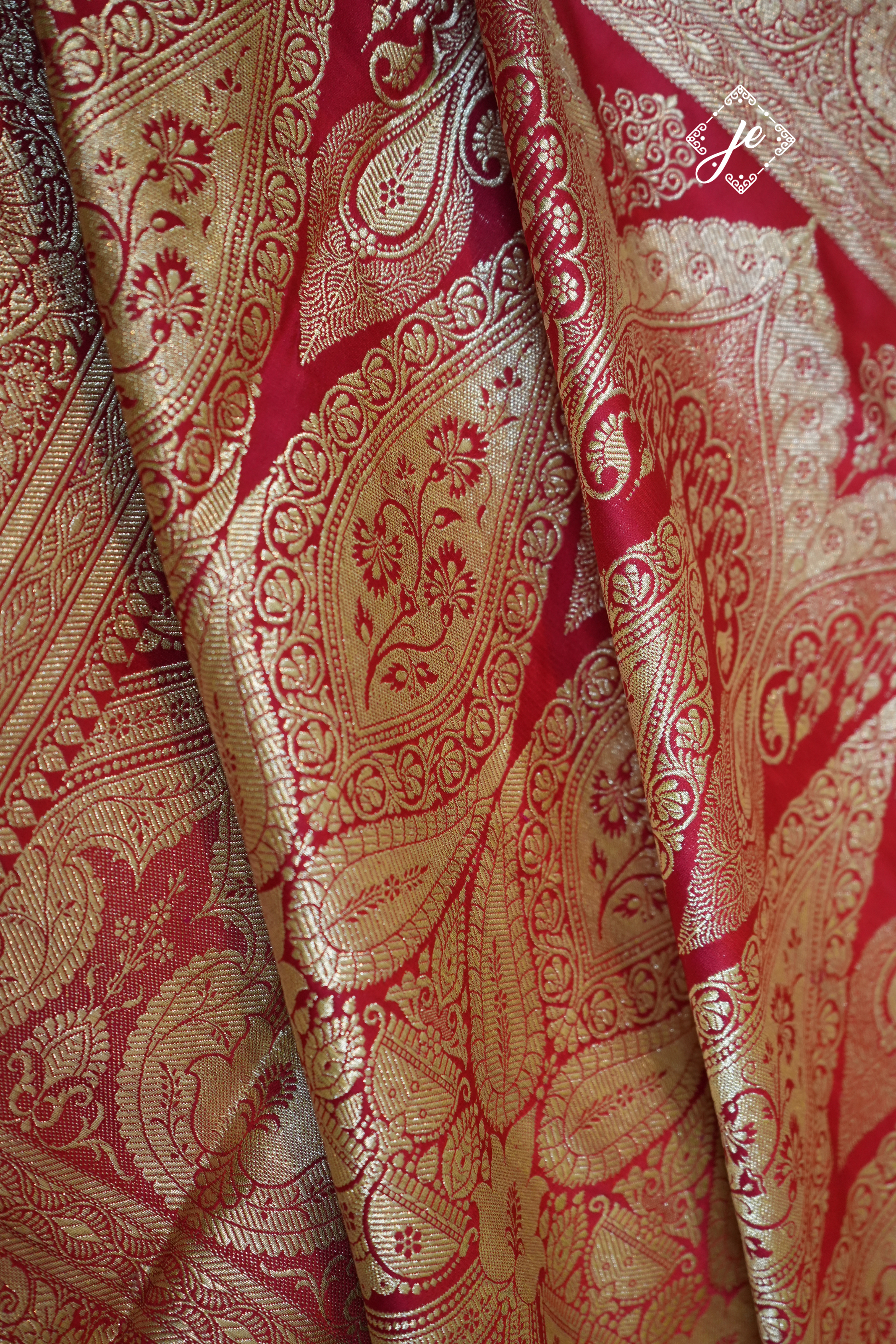 Red Pure Silk Jaal Banarasi Saree