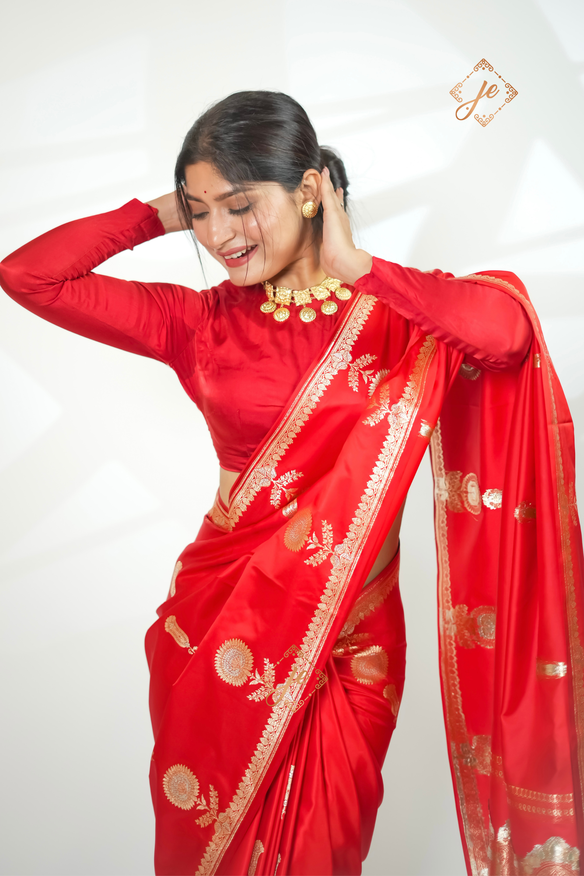 Red Mashru Silk Banarasi Saree