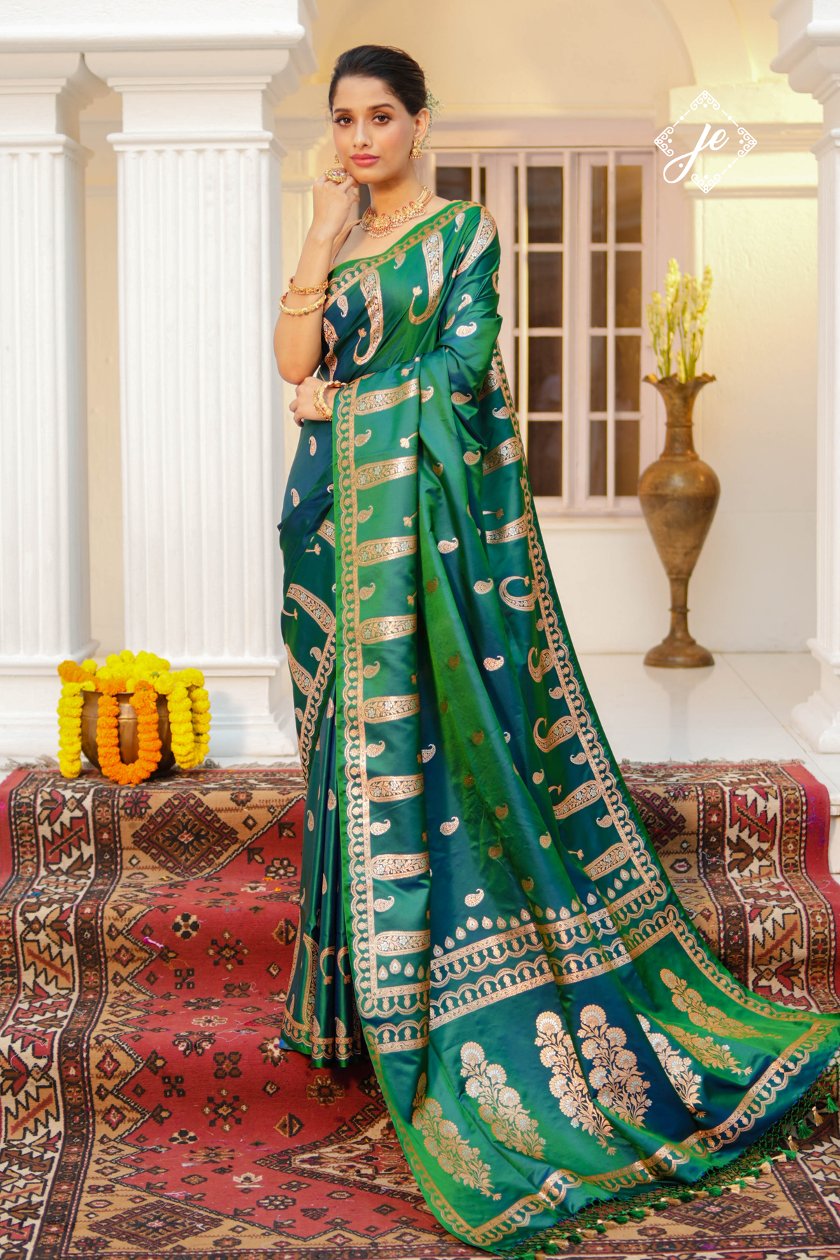 Dual Tone Green Blue Mashru Silk Banarasi Saree