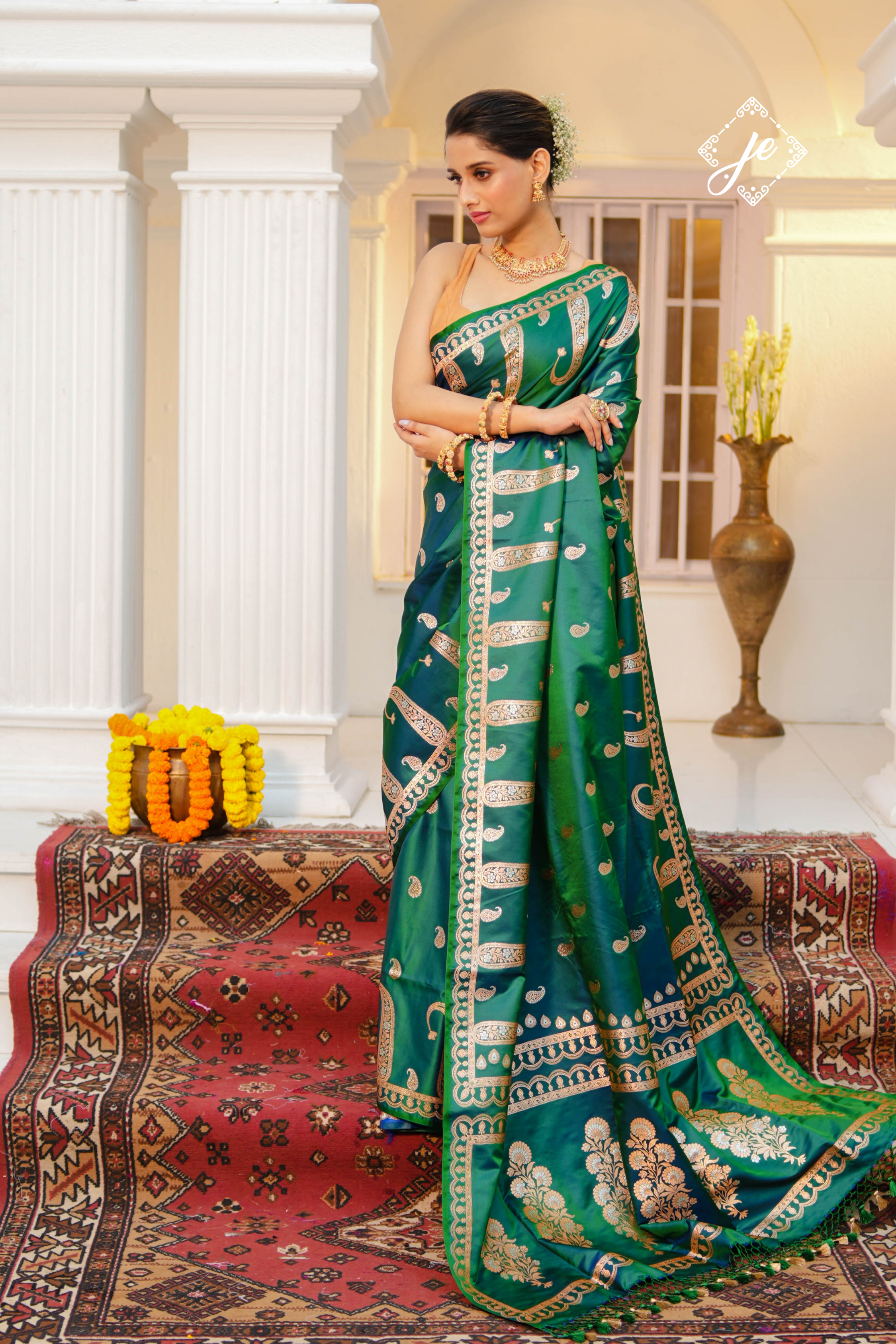 Dual Tone Green Blue Mashru Silk Banarasi Saree