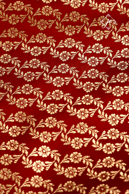Maroon Scallop Border Satin Silk Banarasi Saree