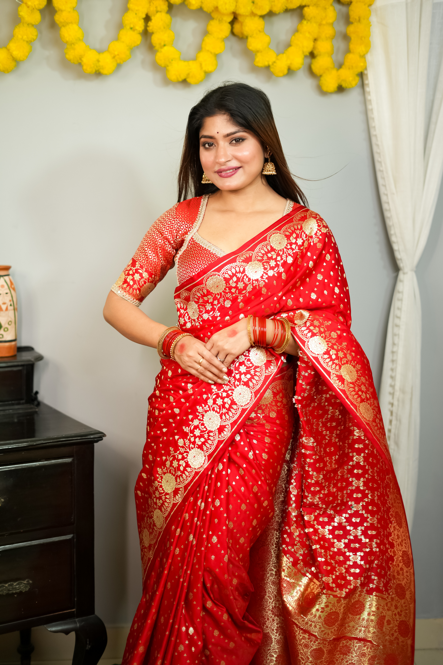 Red Scallop Style Border Buti Satin Silk Banarasi Saree