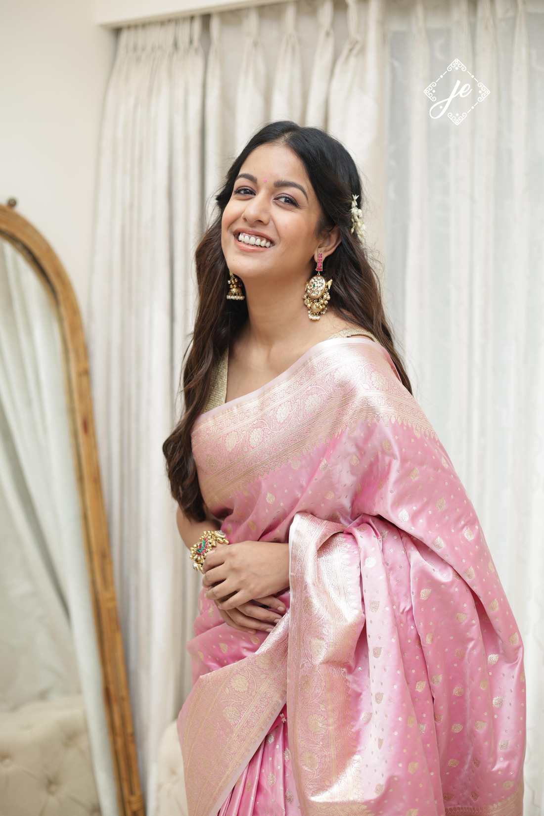 Rose Pink Satin Silk Buti Banarasi Saree