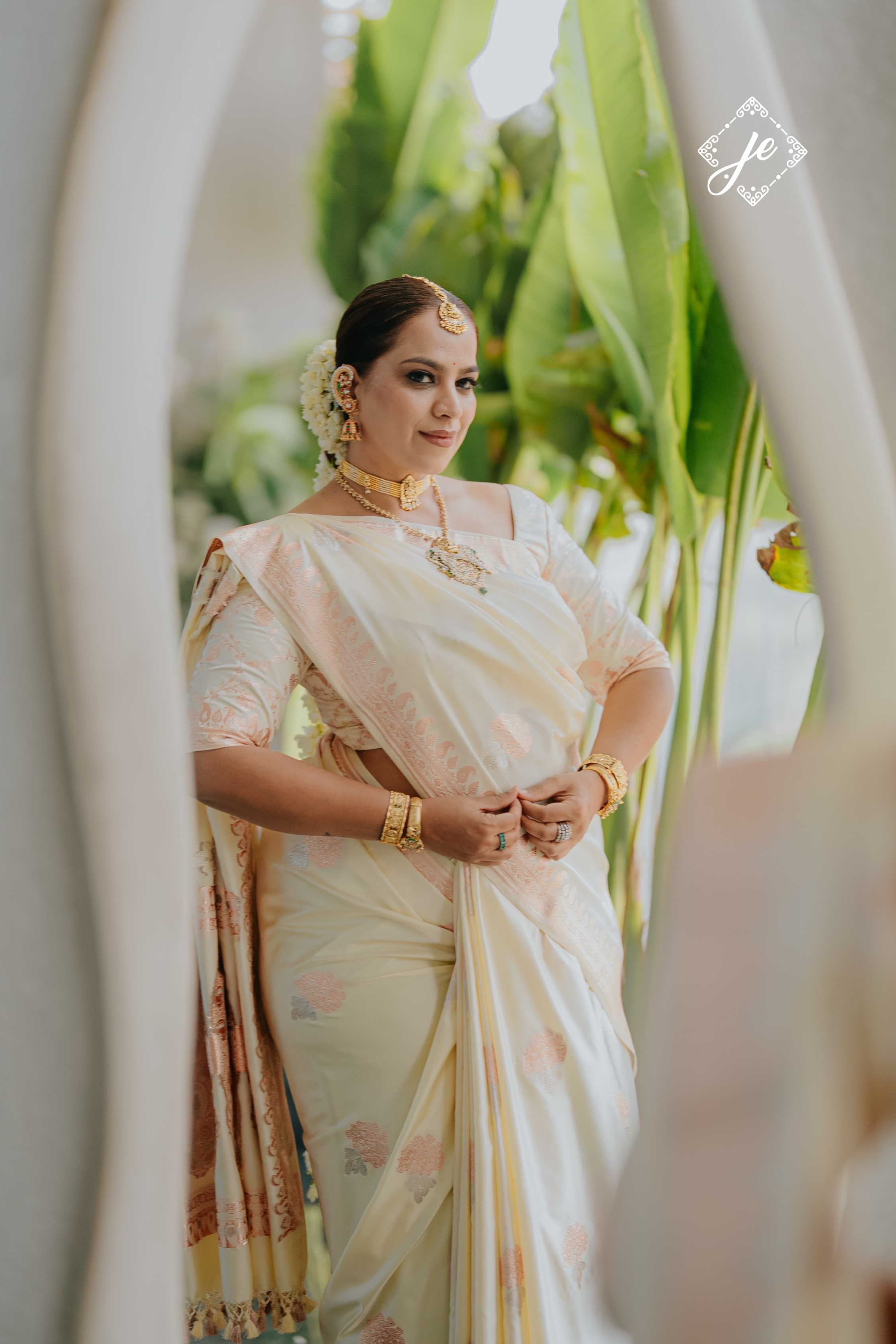Ivory Mashru Silk Banarasi Saree