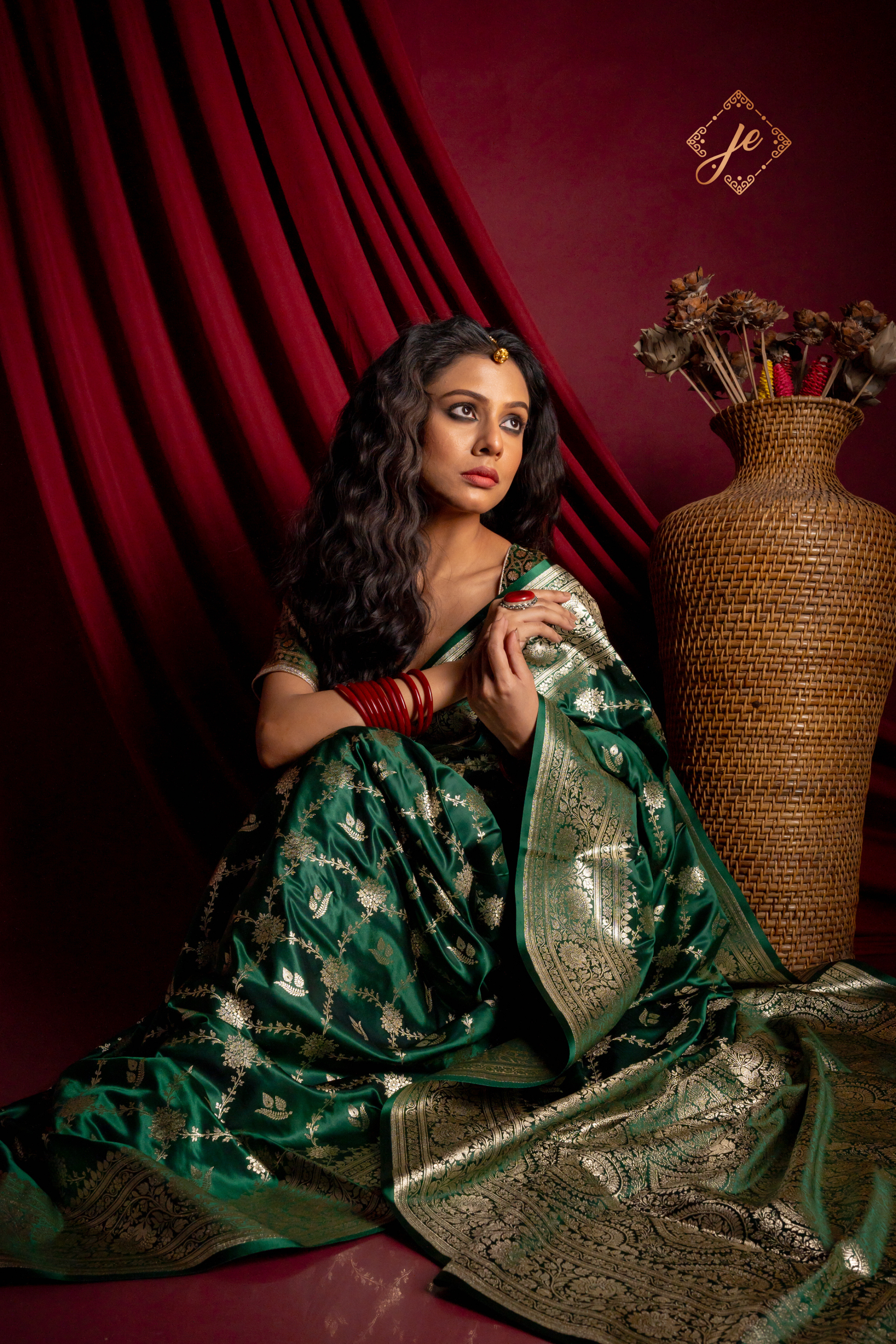 Bottle Green Satin Silk Jaal Banarasi Saree