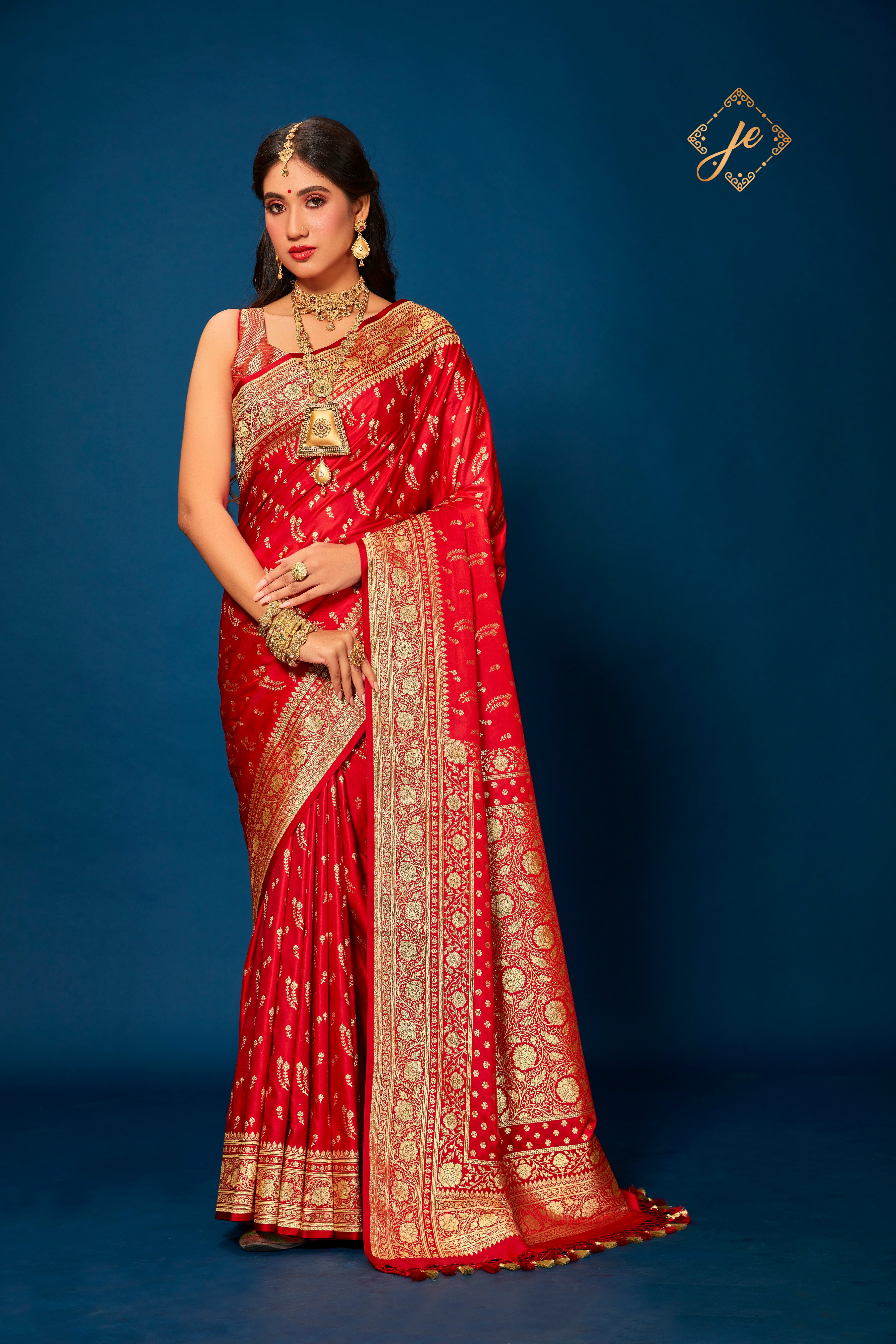 Red Satin Silk Leaf Motif Banarasi Saree