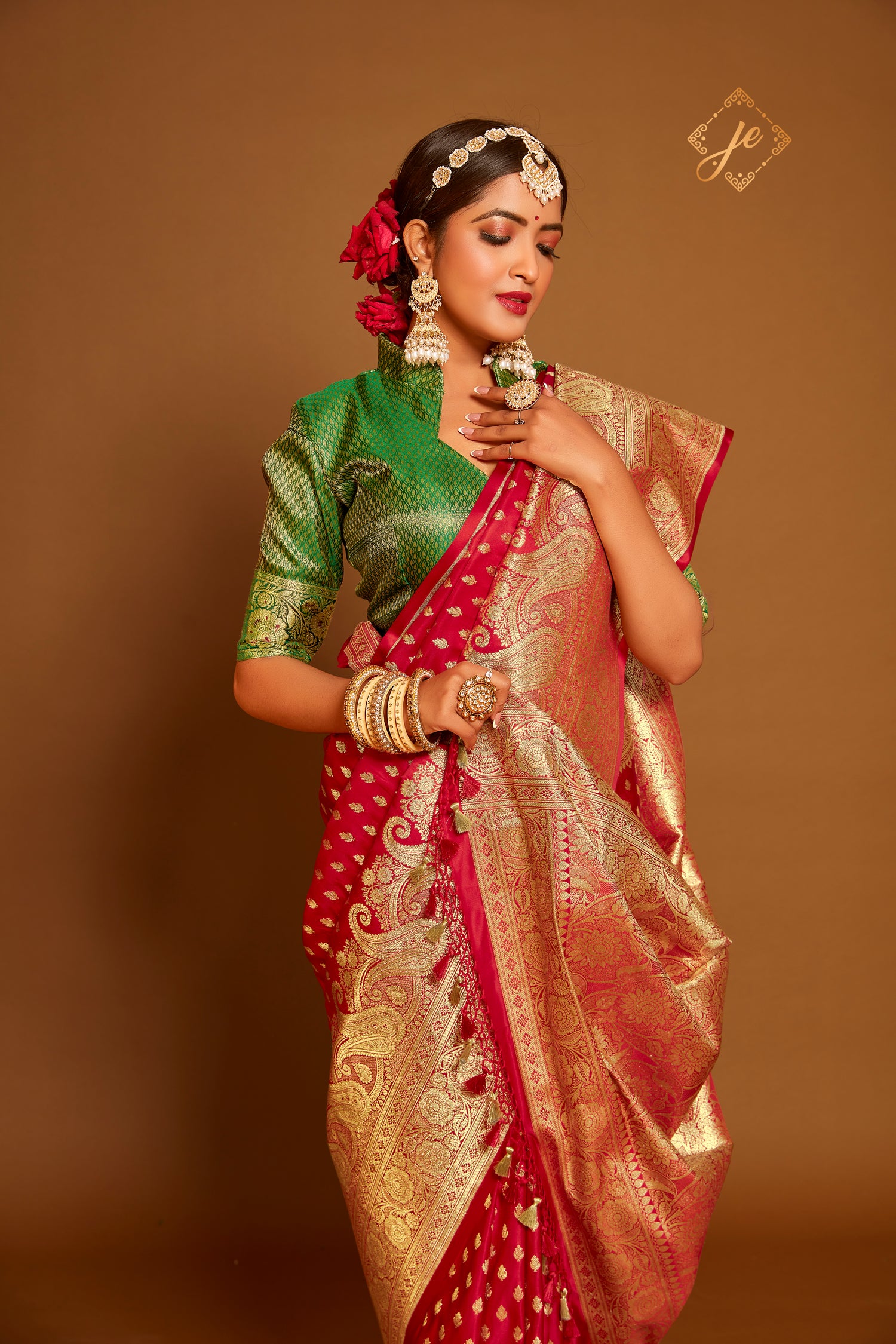 Red Satin Silk Ambi Skirt Border Banarasi Saree