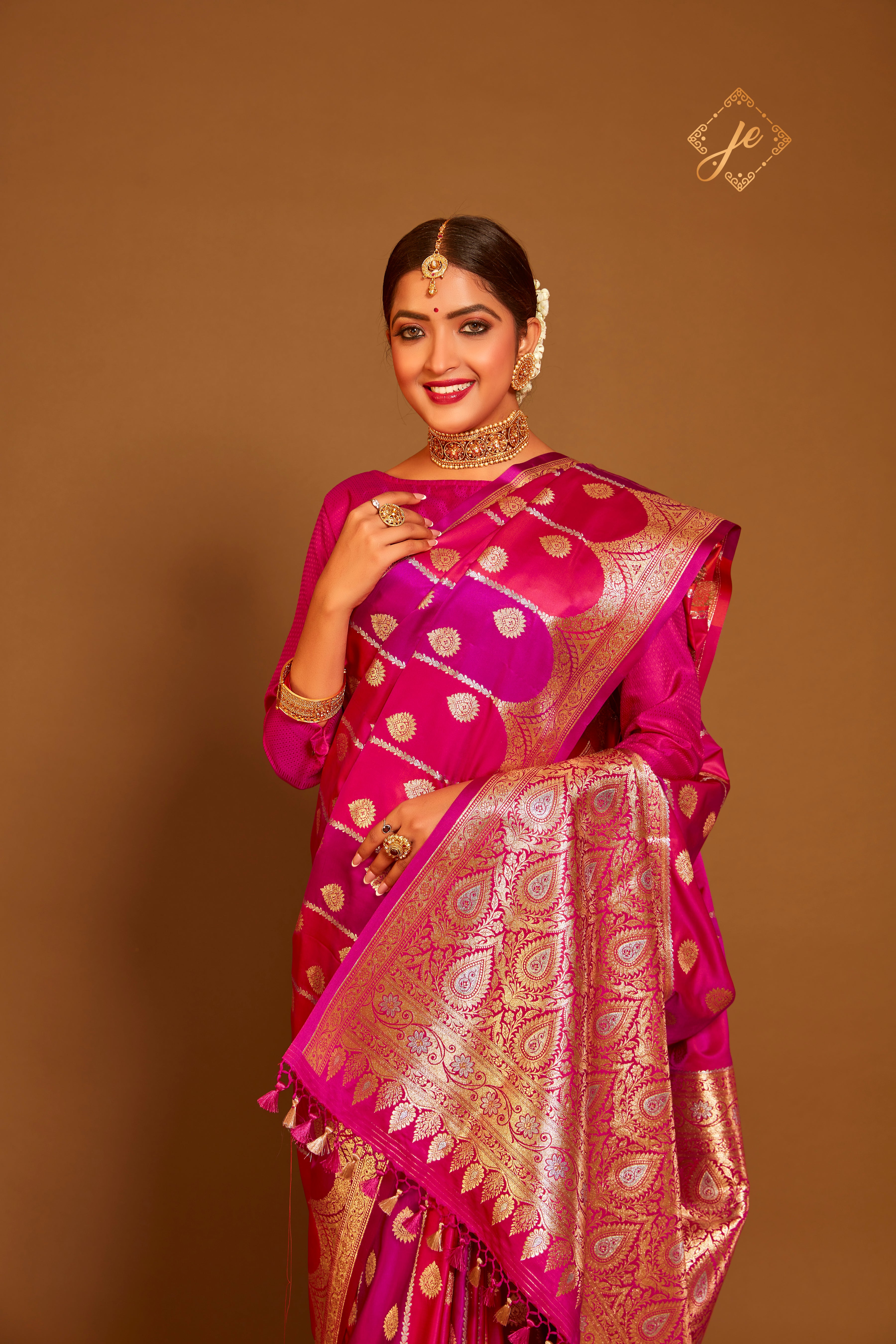 Firozi-Pink Satin Silk Rangkaat Banarasi Saree