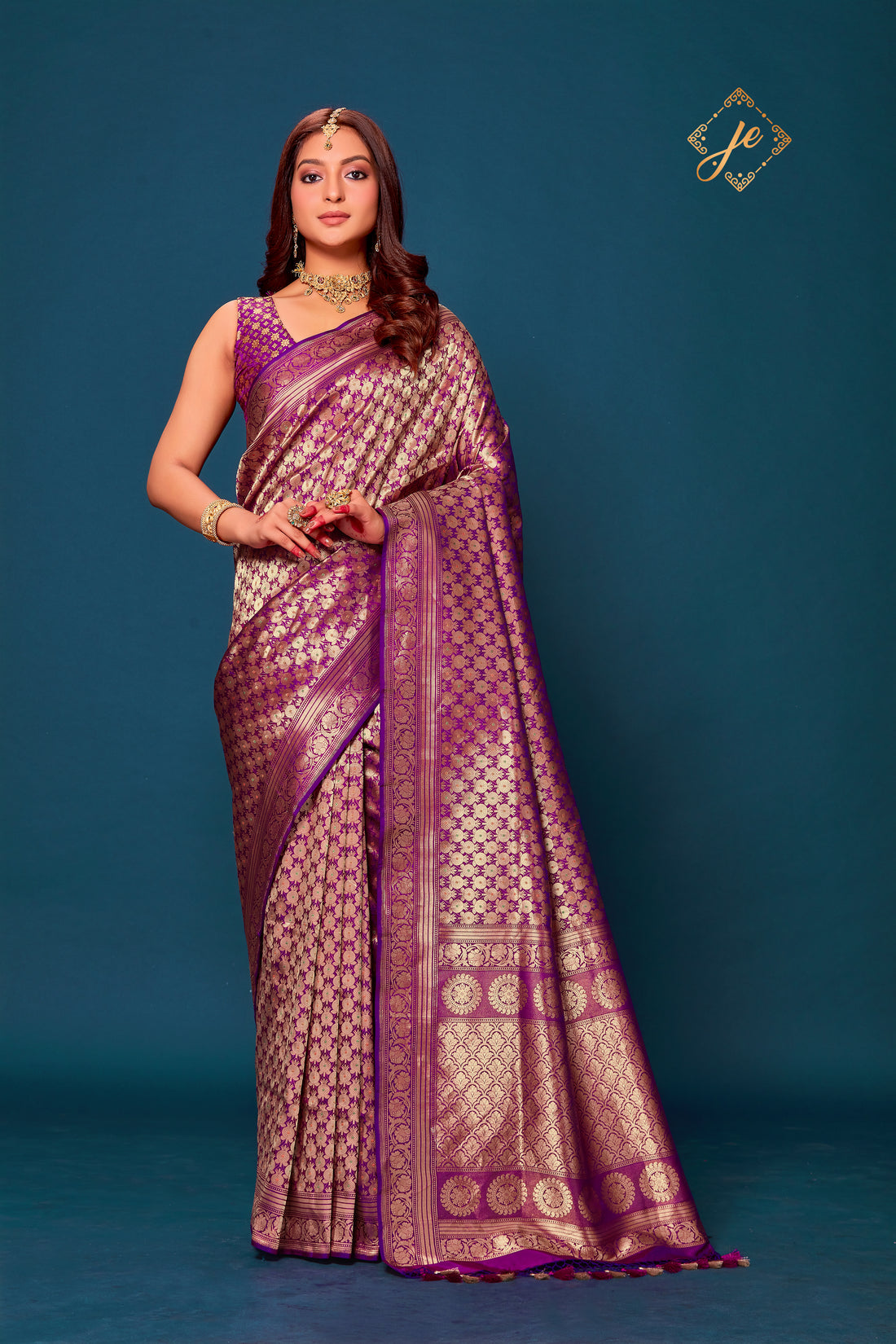 Wine Pure Kataan Handloom Brocade Silk Banarasi Saree