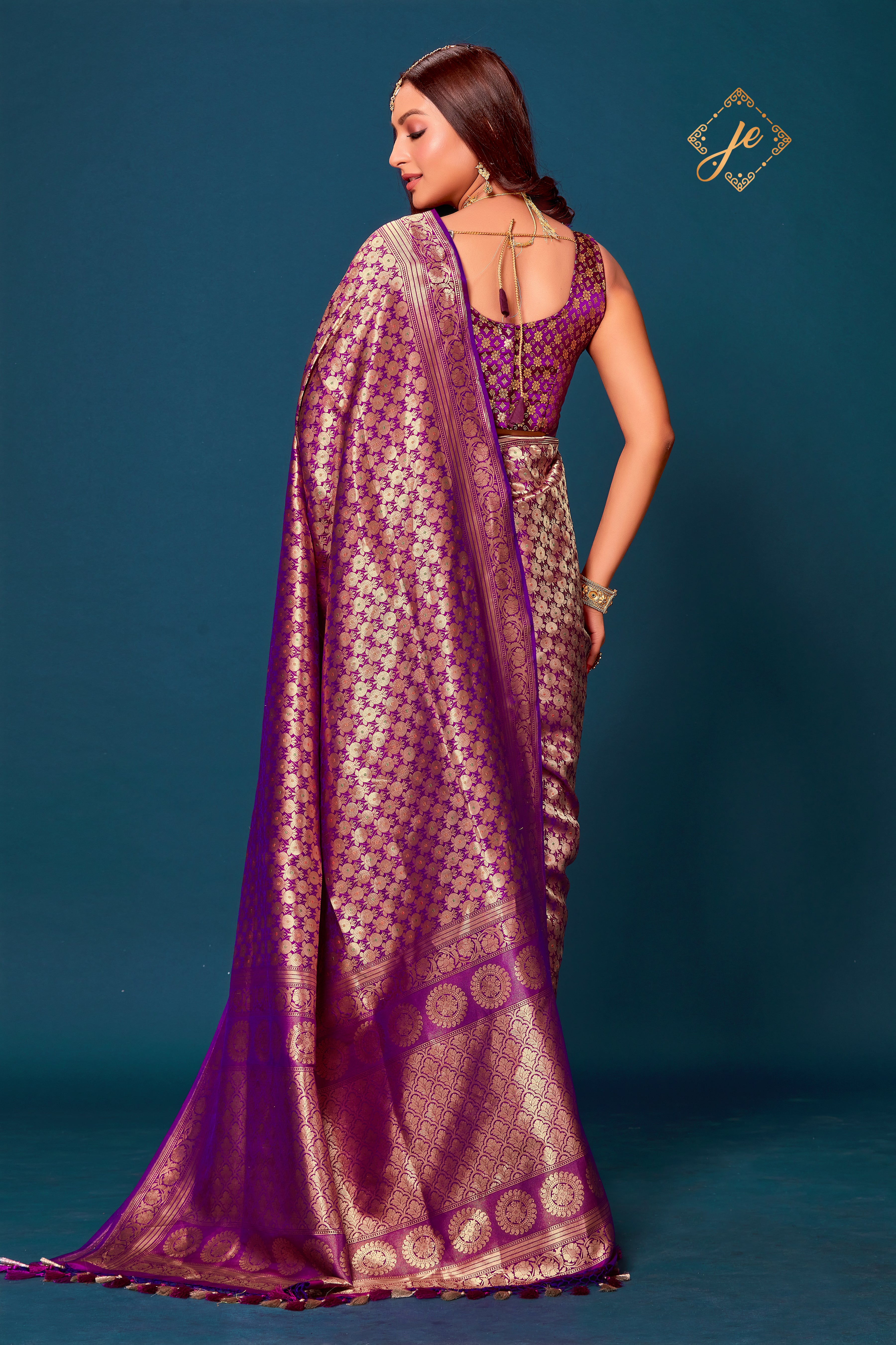 Wine Pure Kataan Handloom Brocade Silk Banarasi Saree