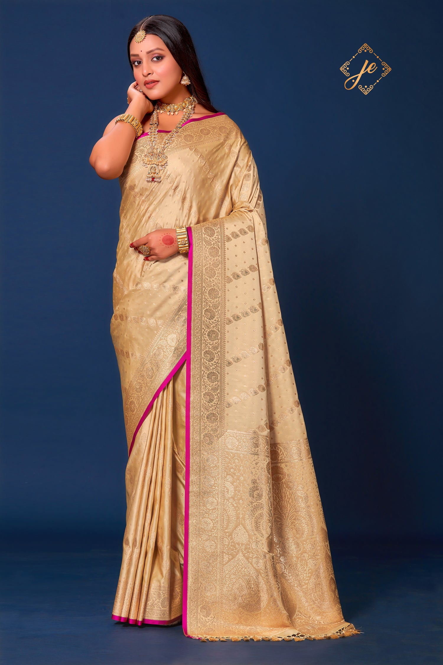 Tusser Satin Silk Leheriya Buti Banarasi Saree