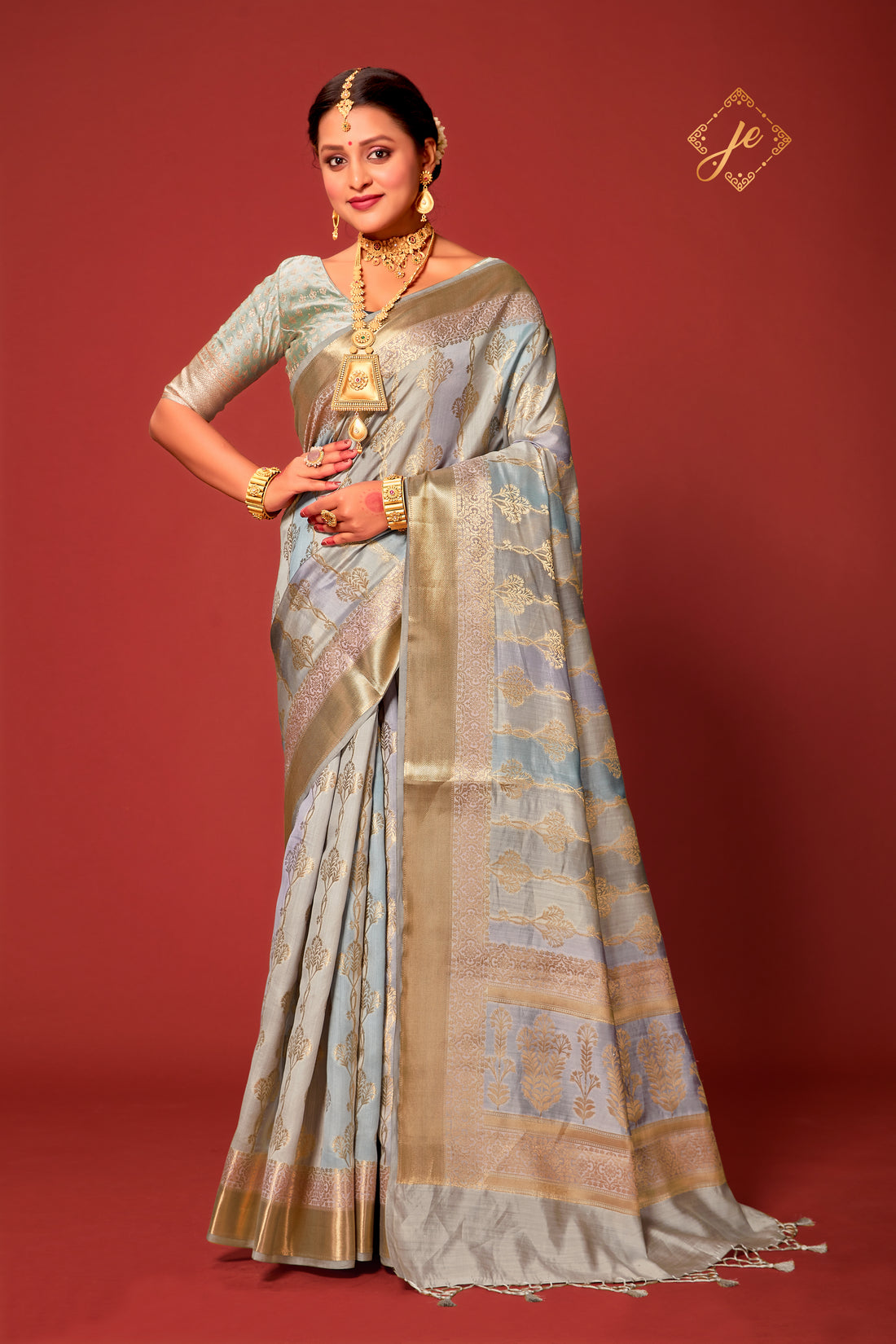 Grey Rangkaat Pure Silk Banarasi Saree