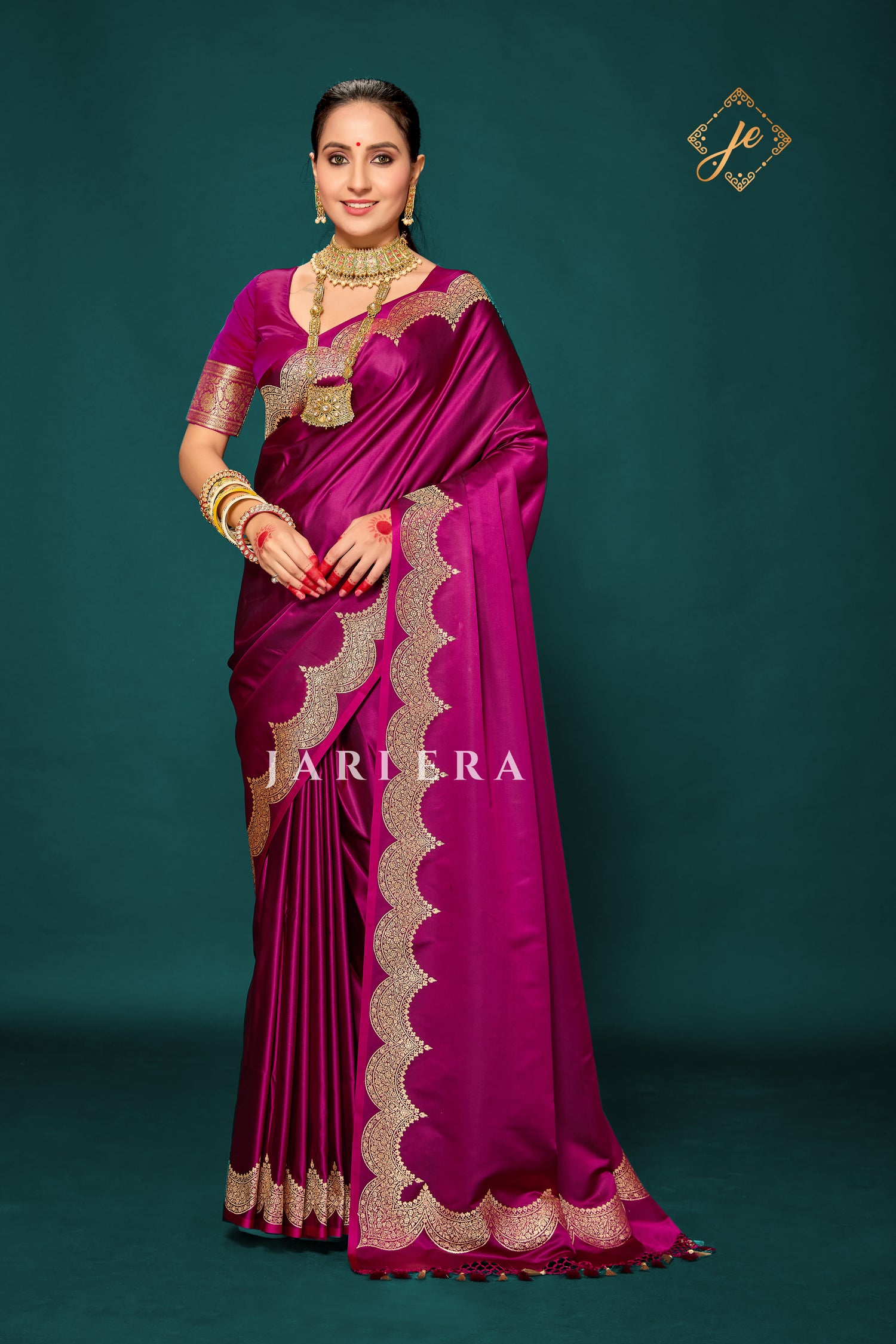 Magenta Scallop Border Satin Silk Banarasi Saree