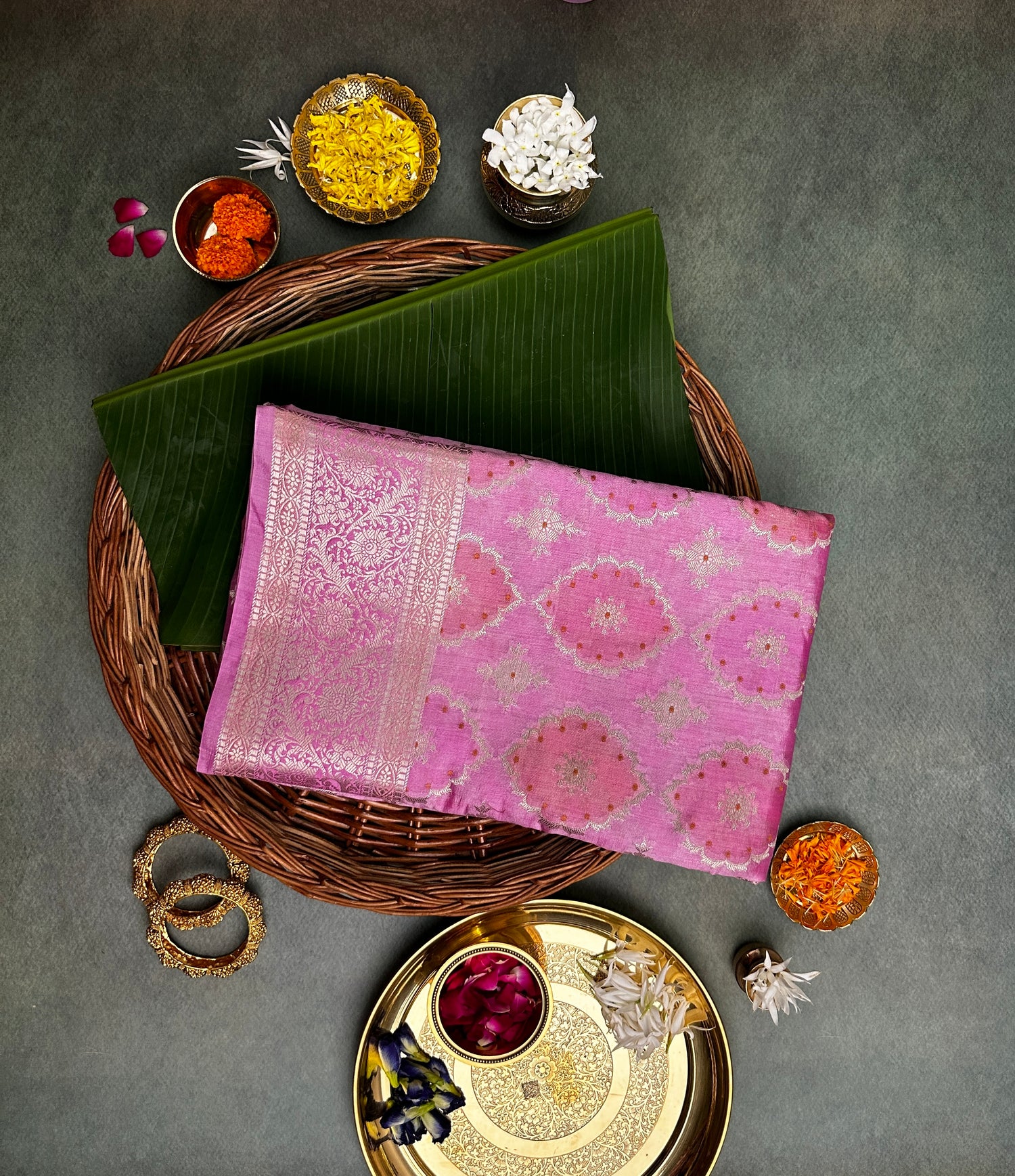 Gajari-Pink Rangkaat Silk Banarasi Saree