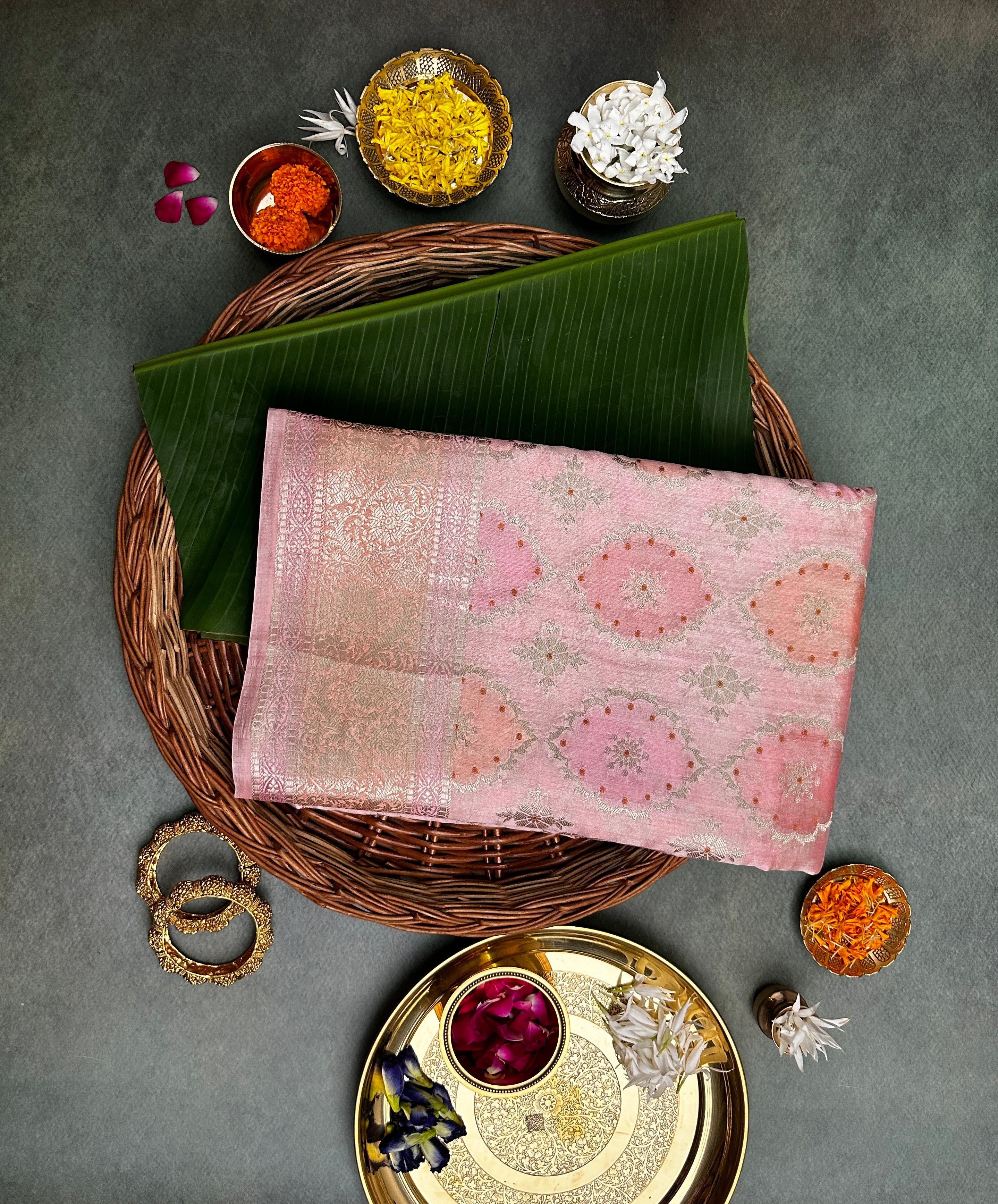 Gajari-Pink Rangkaat Silk Banarasi Saree