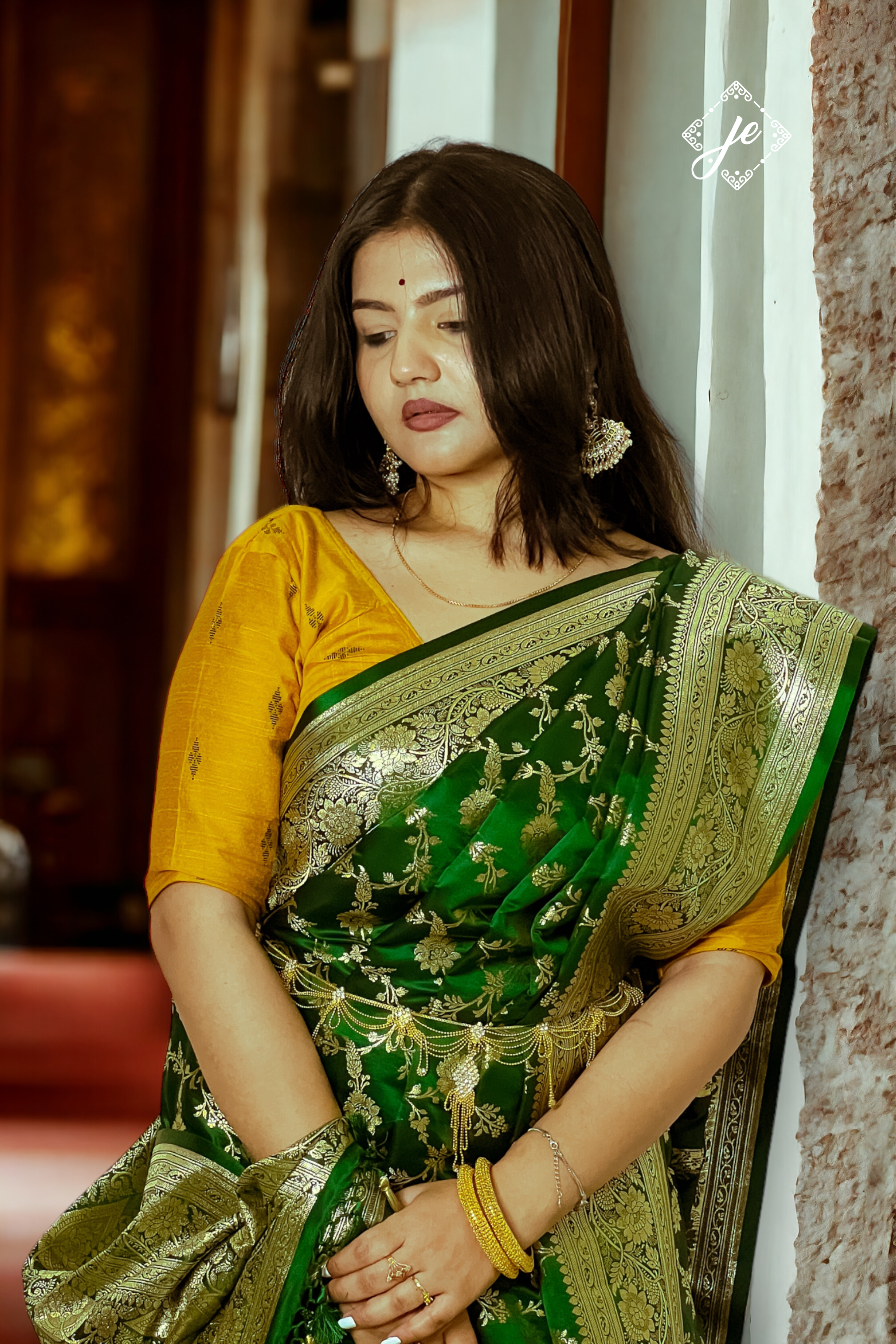 Bottle Green Satin Silk Jaal Banarasi Saree