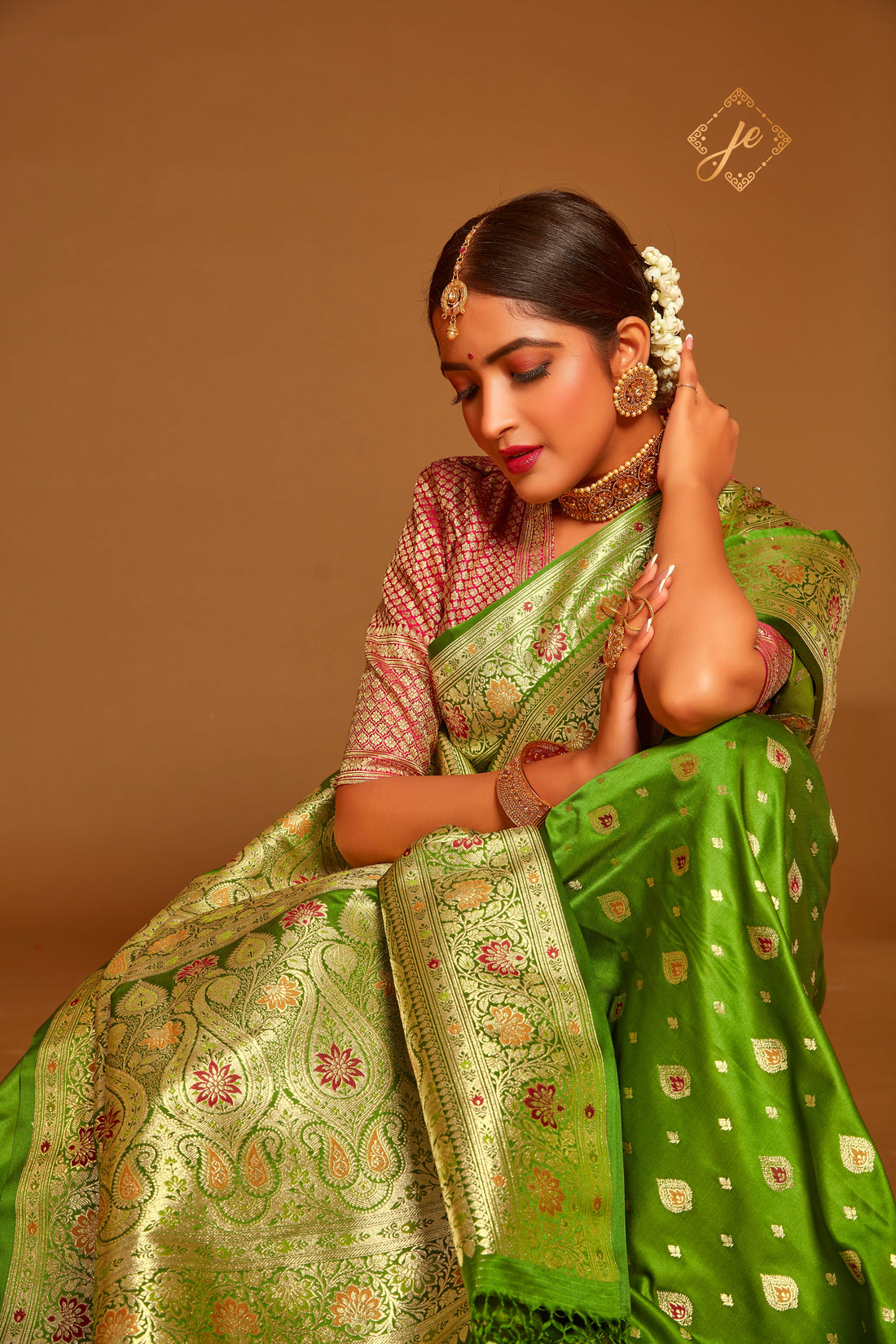 Mehndi Green Satin Silk Meenakari Kamardhani Banarasi Saree