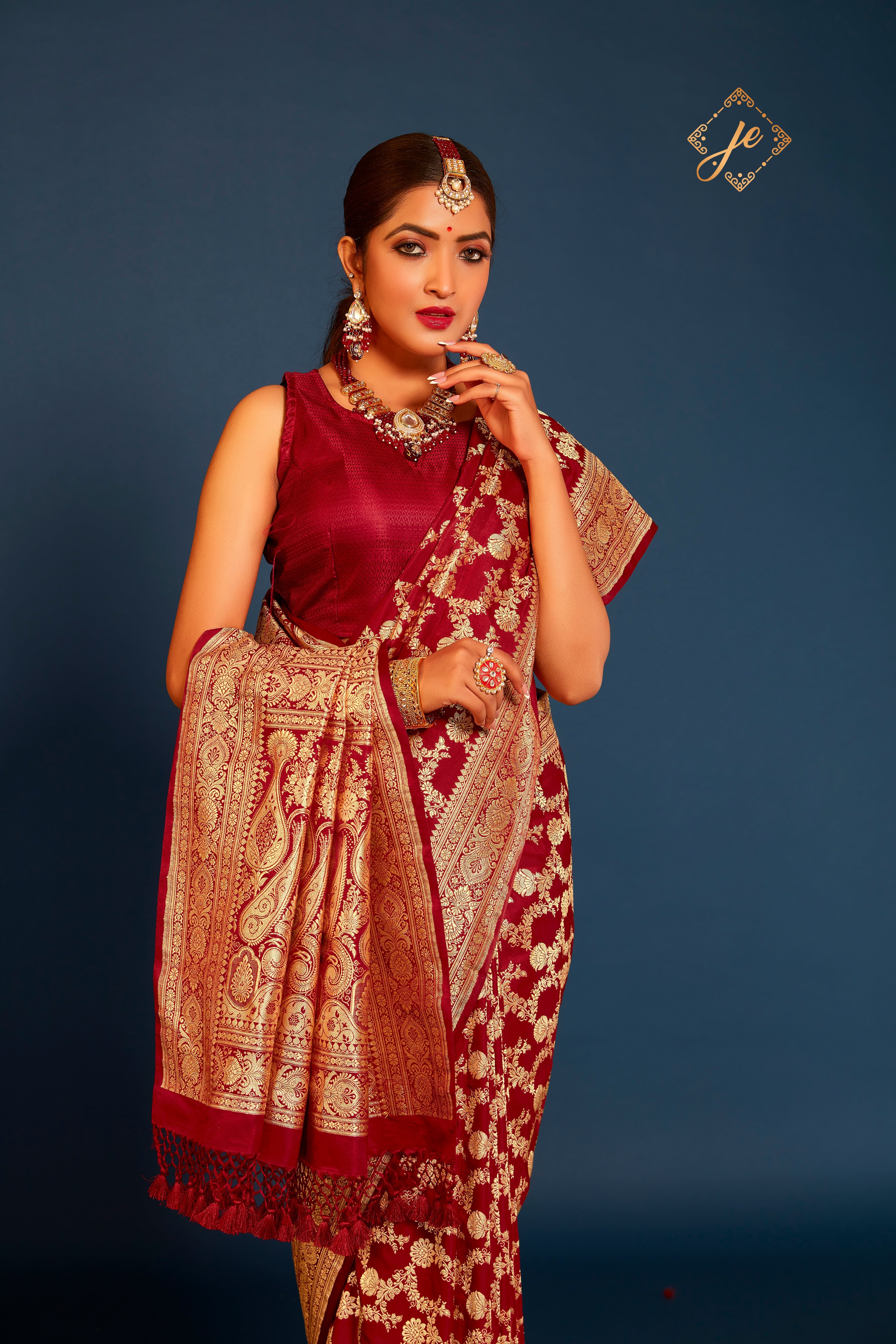 Maroon Pure Satin Silk Jaal Banarasi Handloom Saree